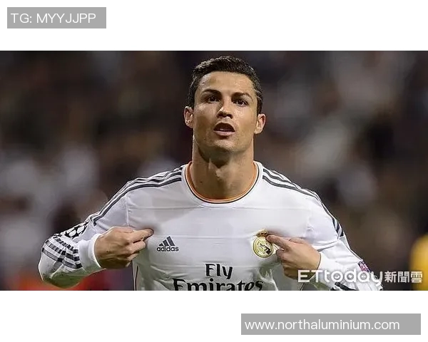 当今四大足球巨星各自特点与全球影响力分析